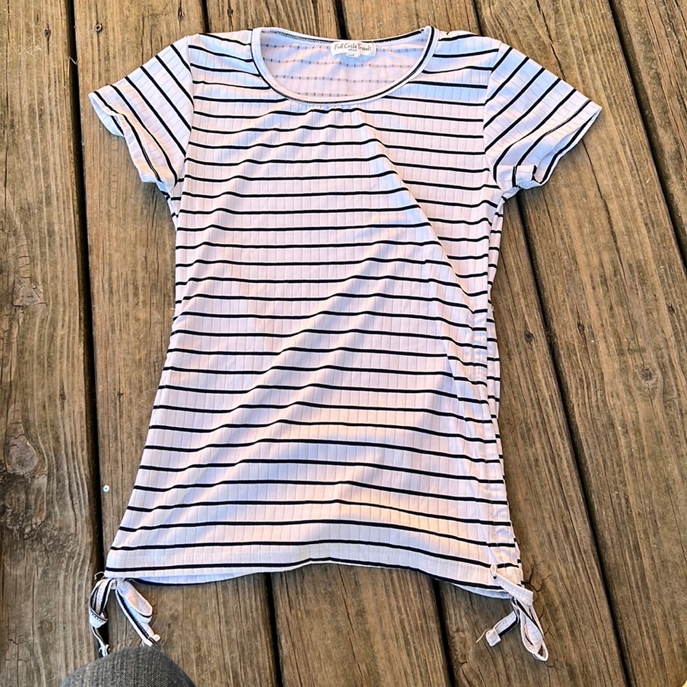 Full Circle Trends Shirt
